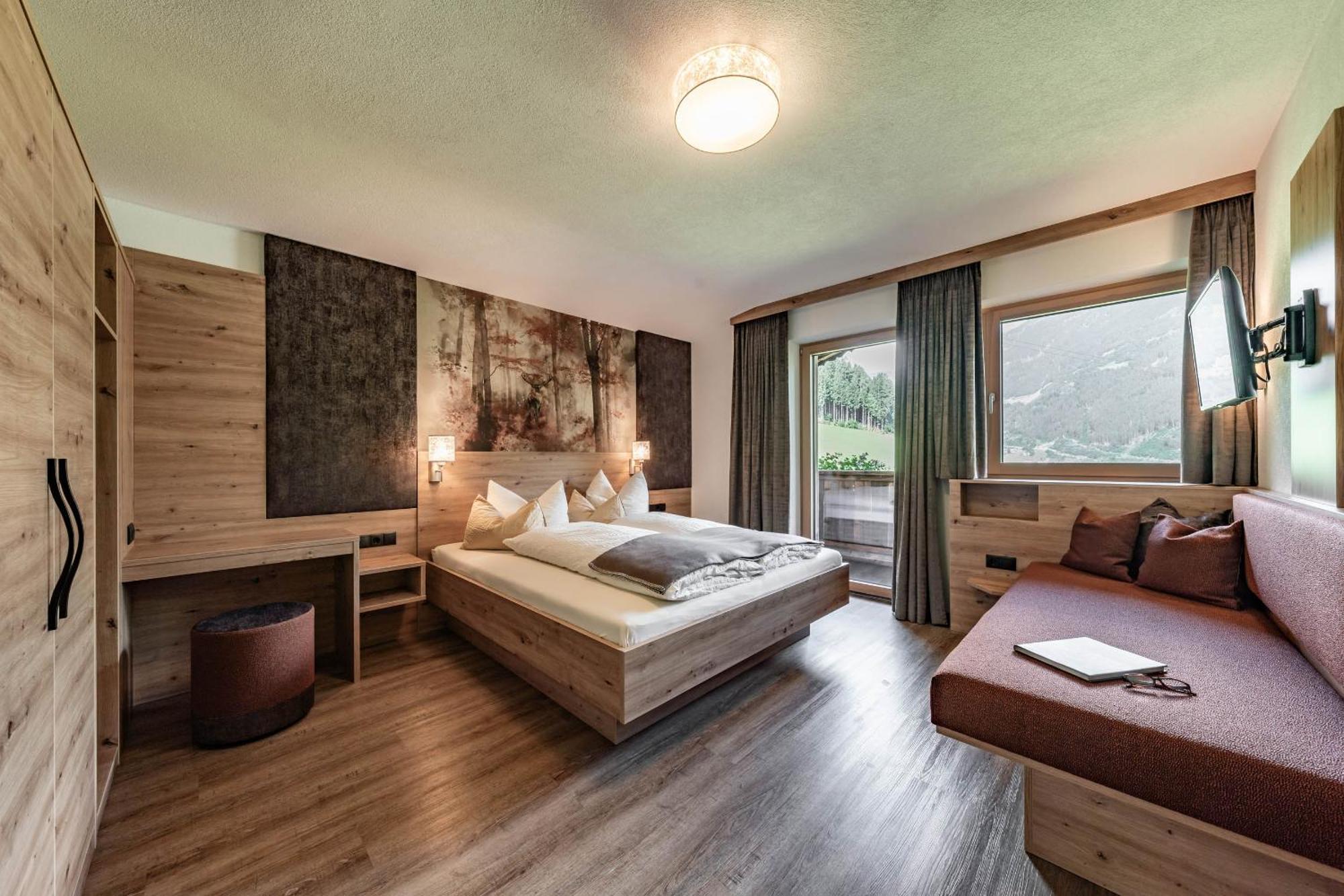 Landhaus Ifangl Mayrhofen Exterior foto